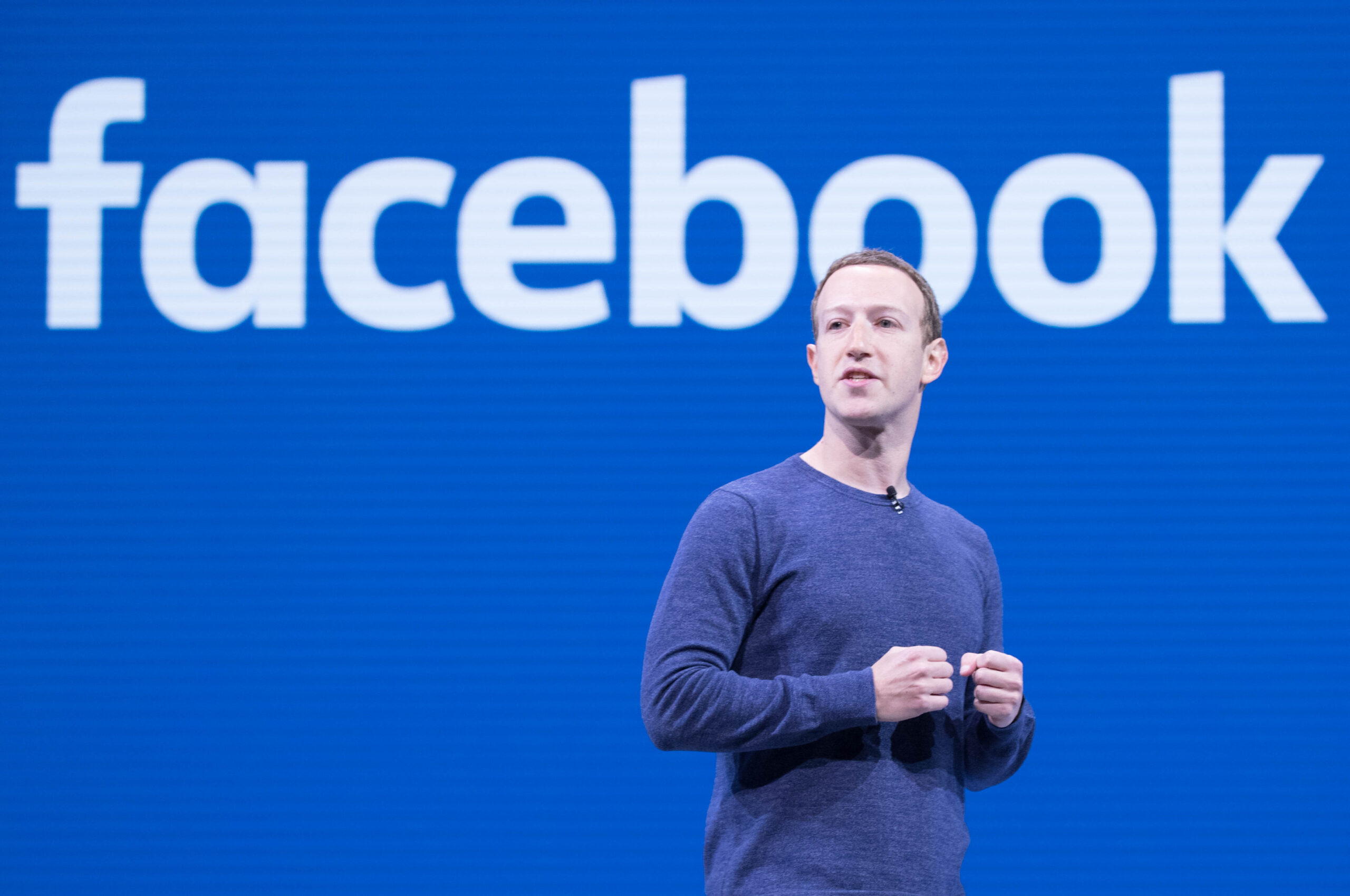 Meta abbandona il fact-checking: nuove strategie di moderazione