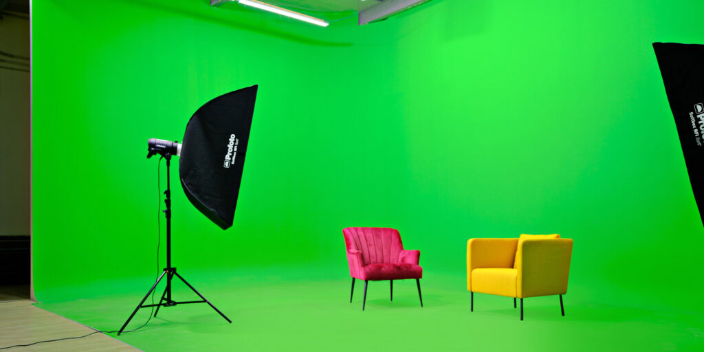 Green Screen Sala pose