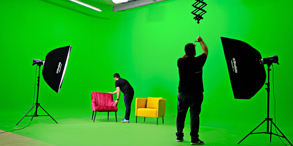 Green Screen Sala pose